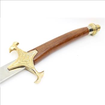 Two Handed Sword With Curved Tip And Sheath