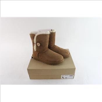 Ugg Bailey Button 2 Boots, Size 9