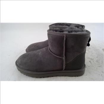 Ugg Womens Boots Size 9