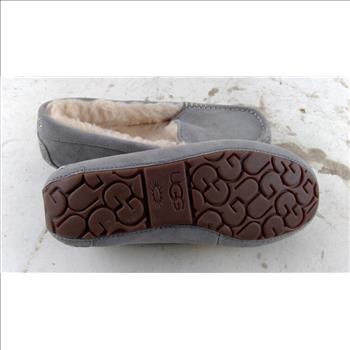 Ugg Womens Slippers Size 7