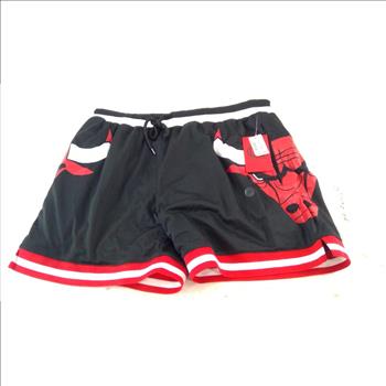 Ultragame Bulls Basketball Shorts Size L