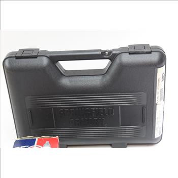 Umarex 9XP BB Gun With Crosman Co2 Cartridges And More Accessories