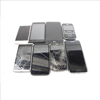 UMX Cell Phone Lot, 6+ Pieces, Sold For Parts