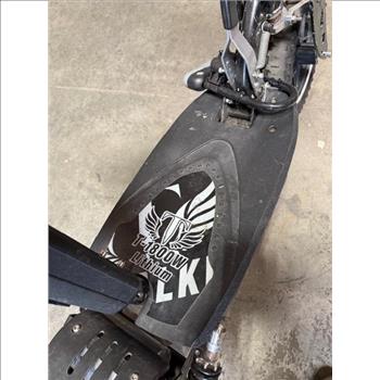 Unknown Brand Electric Sit-Down Scooter