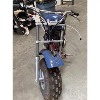 Unknown Brand Gas Powered Moto Mini Bike - SOLD FOR PARTS ONLY
