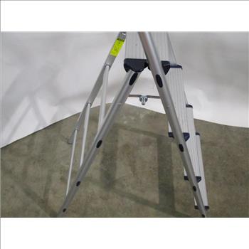 Unknown Brand Step Ladder