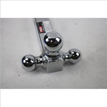 Uriah Chrome Tri-Ball Hitch Mount