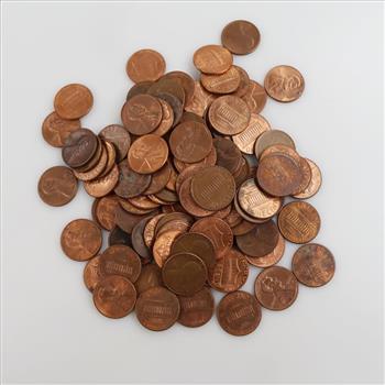 US Pennies, 100+ Pieces
