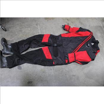 USIA Wetsuit Large, Red