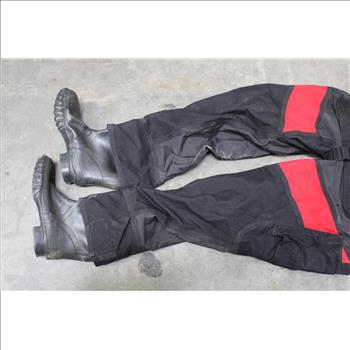 USIA Wetsuit Large, Red