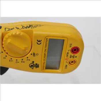 VEi Clamp On Voltage Meter