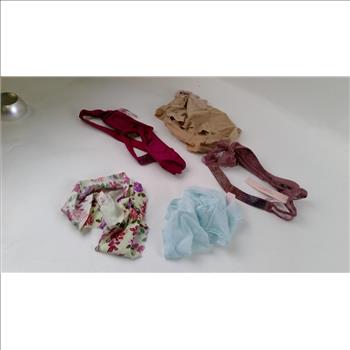 Victoria's Secret Underwear Size M 5 Pieces