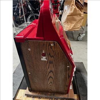 Vintage Golden Nugget Quarter Slot Machine - NEEDS REPAIRS