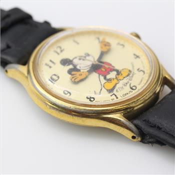Vintage Lorus Disney Mickey Mouse Gold Tone And Black Leather Watch
