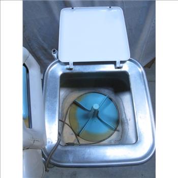 Vintage Maytag E2ls Wringer Washer