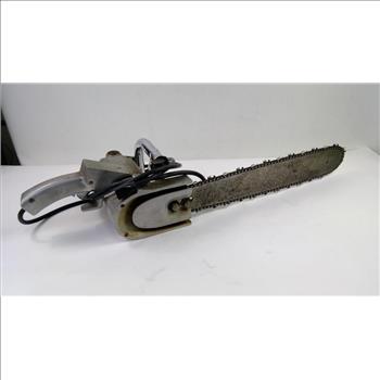 VINTAGE Milwaukee 6200 electric Chainsaw
