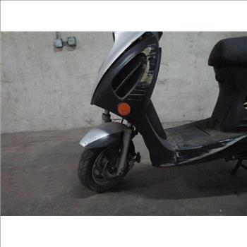 VIP Future Champion Moped