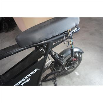 Voro Motors EMOVE RoadRunner Pro Seated Electric Scooter