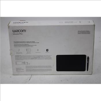 Wacom Intuos Pro Creative Pen Tablet