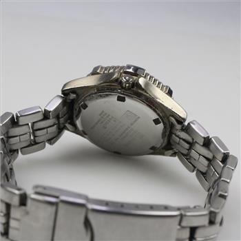 Warner Bros Bugs Bunny Collection Watch