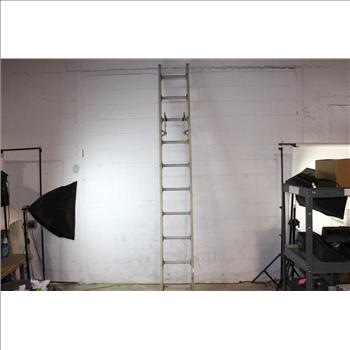 Werner 20' Fiberglass Extension Ladder