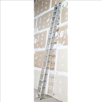 Werner 32' Extension Ladder