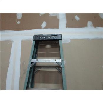 Werner 8' Step Ladder