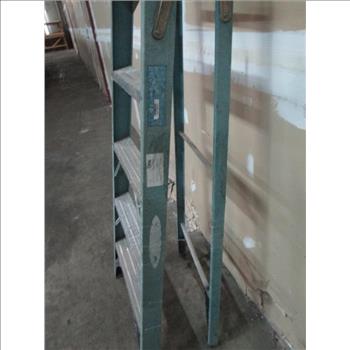 Werner 8' Step Ladder