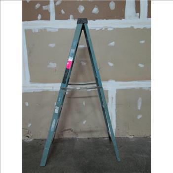 Werner 8' Step Ladder
