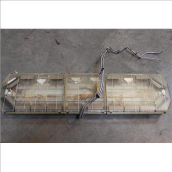 Whelen Code 3 LED Light Bar