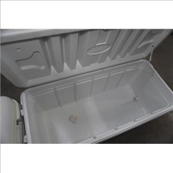 White Coleman 150 Cooler & Igloo White Ice Chest, 2 Pieces