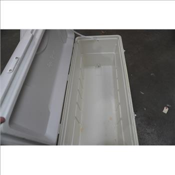 White Coleman 150 Cooler & Igloo White Ice Chest, 2 Pieces