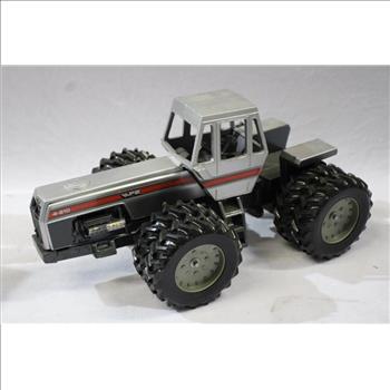 WHITE Farm Equipment Scale Model Field Boss' Tractor