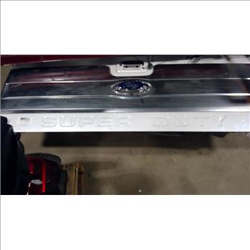 White Tailgate For Ford SuperDuty Platinum Edition