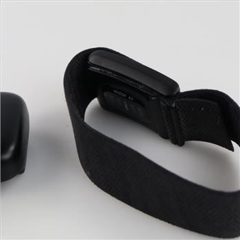 Whoop 4.0 Activity Tracker & Wireless Power Pack, 2 Pieces