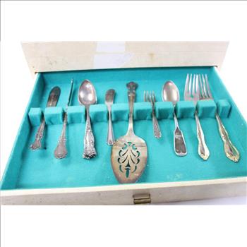WM. Rogers Silverware, 30+ Pieces