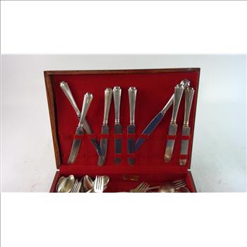 WM Rogers Silverware Set