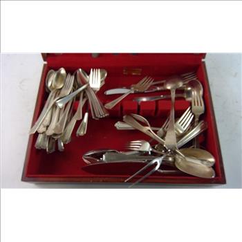 WM Rogers Silverware Set