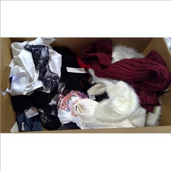 Womens Clothing Lot, 6+ Pieces