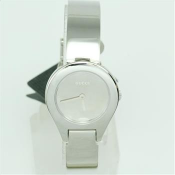 Womens Gucci 6700L Buckle Watch