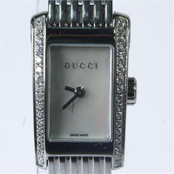 Women's Gucci 8600L Diamond Watch With Box And Papers - Evaluated By Independent Specialist