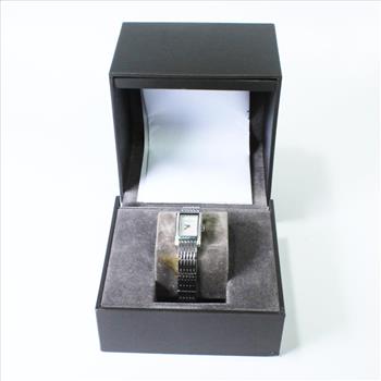 Women's Gucci 8600L Diamond Watch With Box And Papers - Evaluated By Independent Specialist