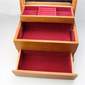 Wooden Expandable Tiered Jewelry Box