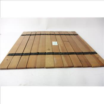 Wooden Foldable Table With Screw-In Legs