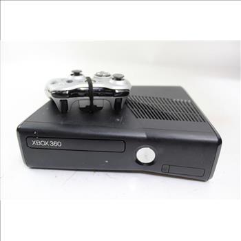 Xbox 360 Console, Skyrim Game, Controller: 3 Items