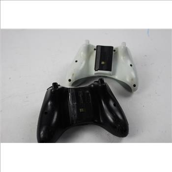 Xbox Console, Controllers, 2 Pieces
