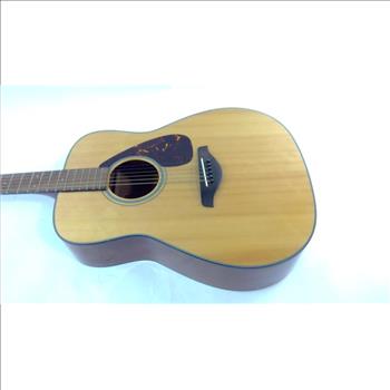 Yamaha Acoustic Guitar