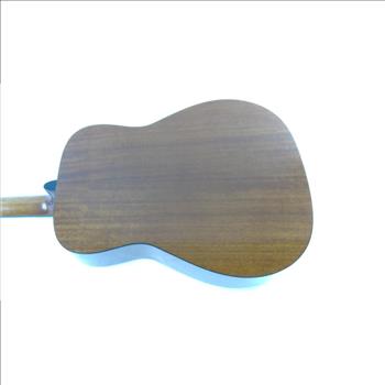 Yamaha Acoustic Guitar