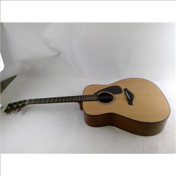 Yamaha Acoustic Guitar