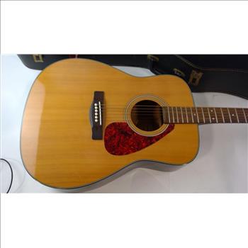 Yamaha  Acoustic Guitar